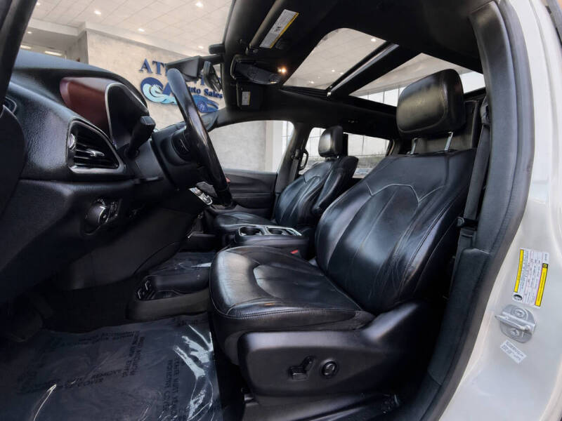 2020 Chrysler Pacifica Touring L Plus 35th Anniversary