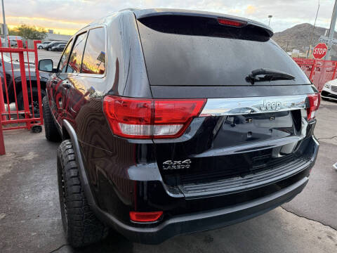 2011 Jeep Grand Cherokee Laredo