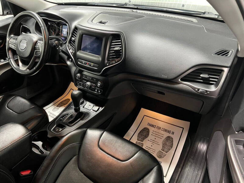 2021 Jeep Cherokee Latitude Plus