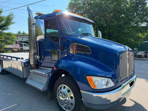 2022 Kenworth T270
