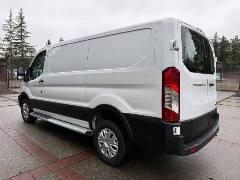 2023 Ford Transit 250