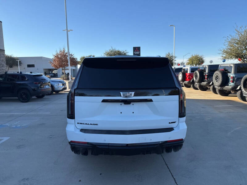 2025 Cadillac Escalade-V ESV