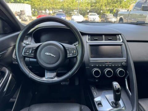 2018 Jaguar E-PACE P250 SE