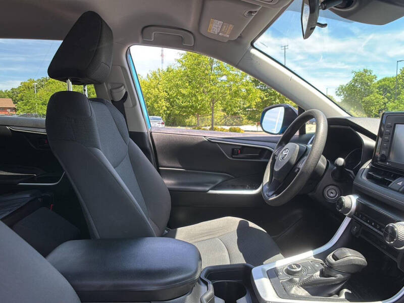 2021 Toyota RAV4 Hybrid LE