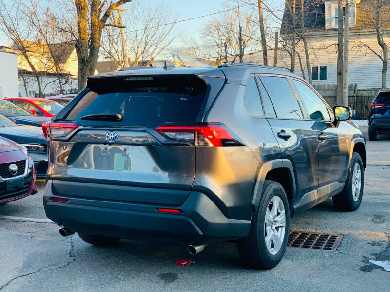 2021 Toyota RAV4 Hybrid LE