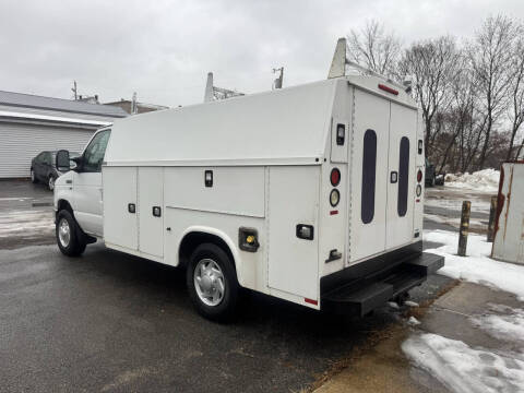 2016 Ford E-Series E-350 SD