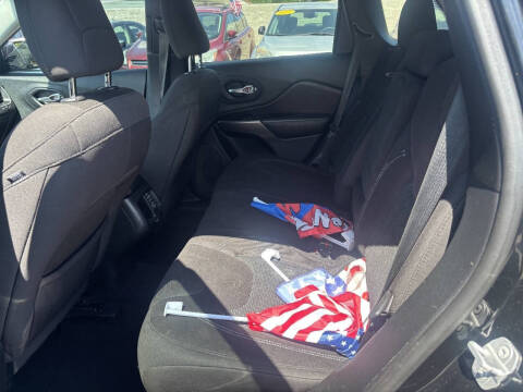 2019 Jeep Cherokee Latitude