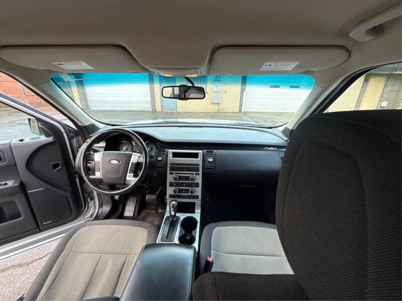 2009 Ford Flex SE