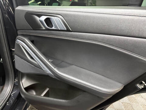 2021 BMW X6 sDrive40i