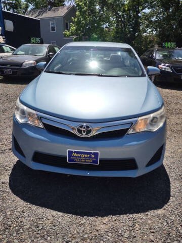 2012 Toyota Camry LE