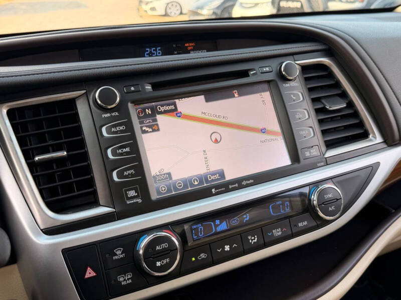 2019 Toyota Highlander Limited Platinum