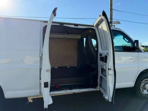 2018 Chevrolet Express 2500