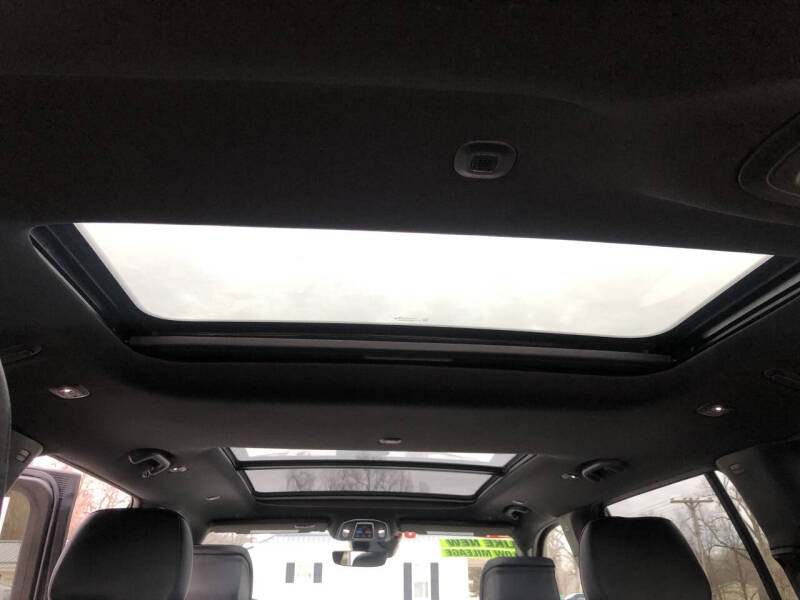 2024 Jeep Wagoneer Carbide