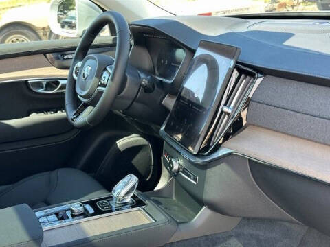 2026 Volvo XC90 B6 Plus 7P