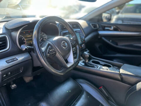 2017 Nissan Maxima 3.5 SV