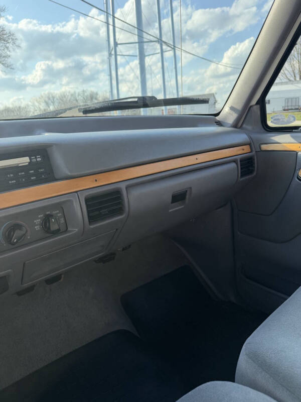1996 Ford F-150 XLT