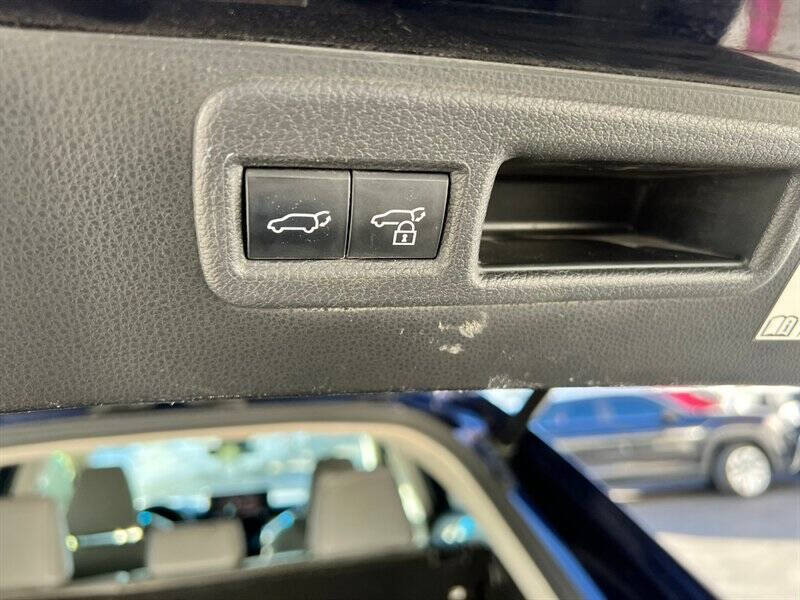 2021 Toyota Venza XLE