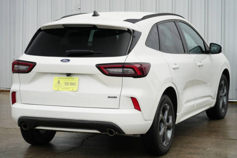 2024 Ford Escape Hybrid ST-Line Select