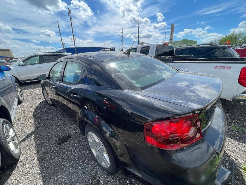 2013 Dodge Avenger SE