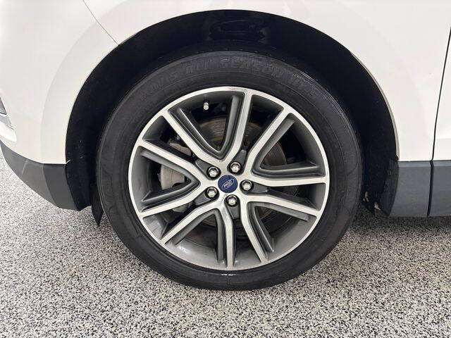 2021 Ford Edge Titanium