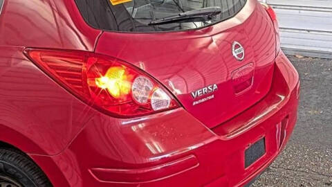 2012 Nissan Versa 1.8 S