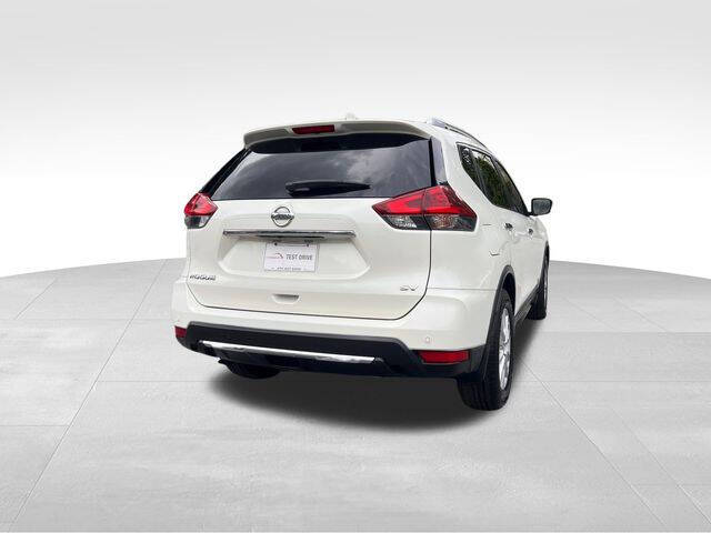 2020 Nissan Rogue SV