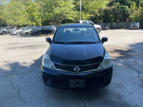 2011 Nissan Versa 1.8 SL