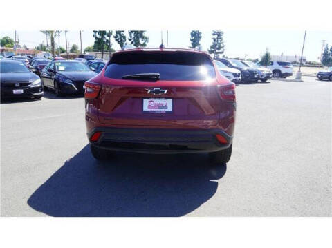 2025 Chevrolet Trax RS