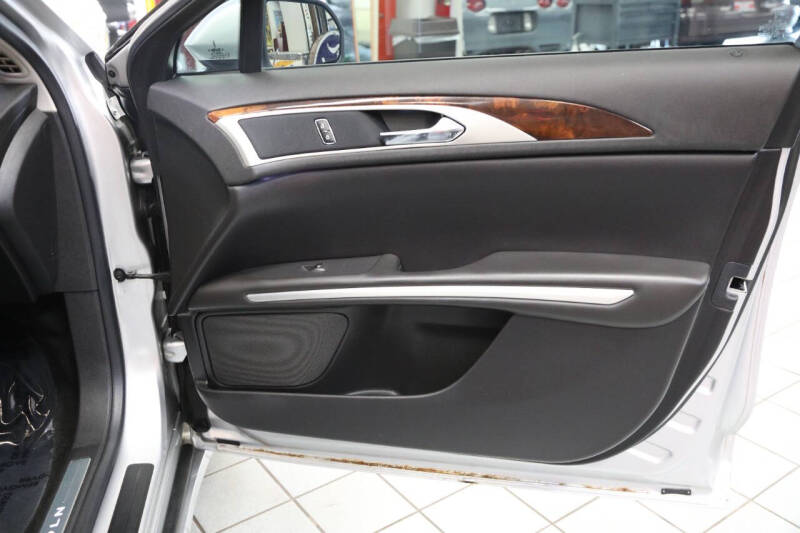 2014 Lincoln MKZ