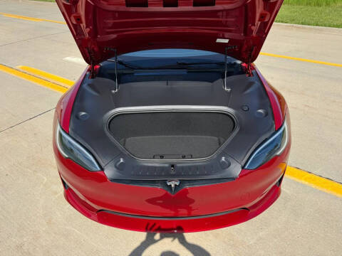 2023 Tesla Model S Plaid