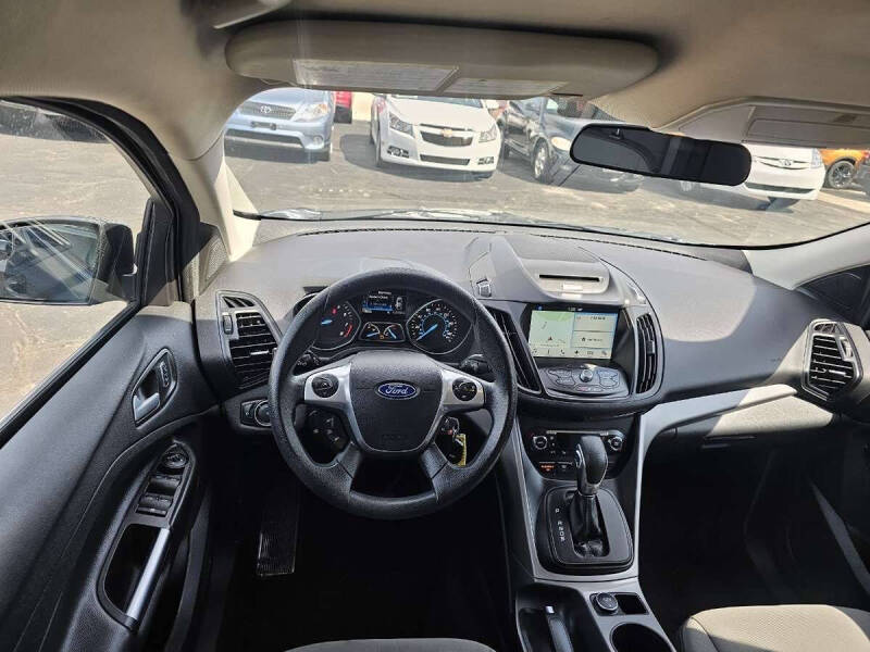 2016 Ford Escape SE