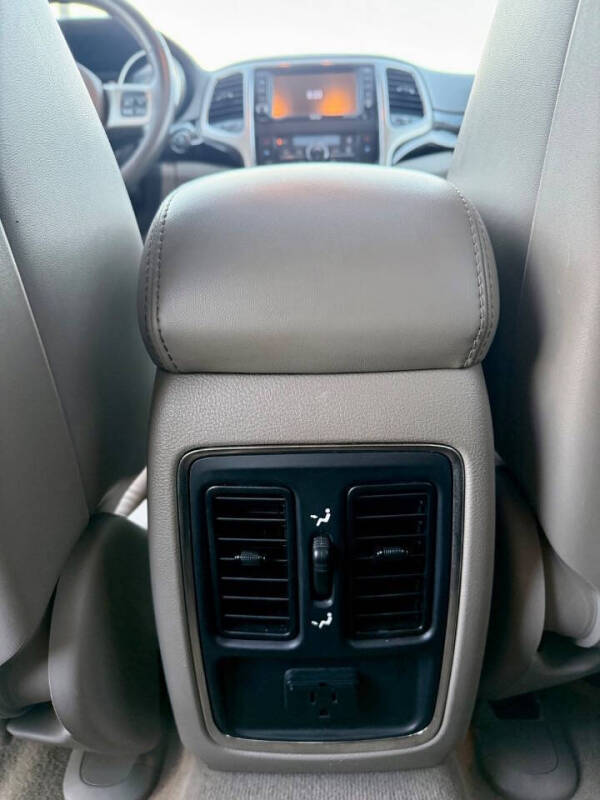 2013 Jeep Grand Cherokee Laredo