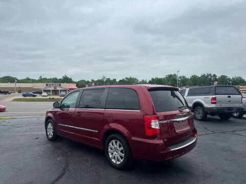 2014 Chrysler Town and Country Touring