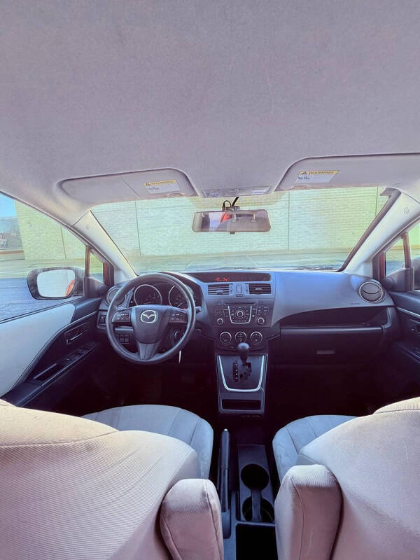 2015 Mazda MAZDA5 Sport