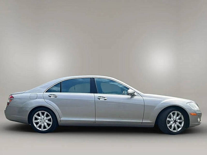 2008 Mercedes-Benz S-Class S 550 4MATIC