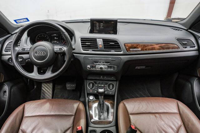 2017 Audi Q3 2.0T quattro Premium Plus