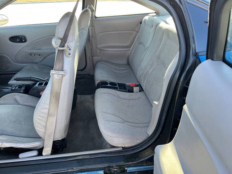 2002 Saturn S-Series SC1