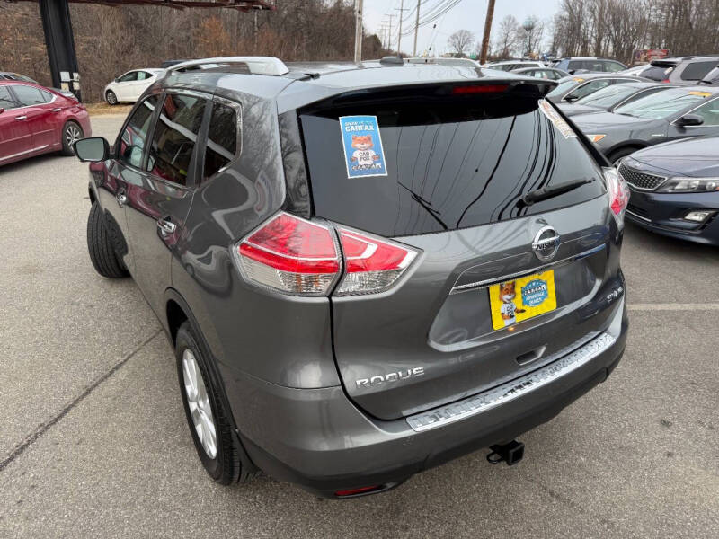 2015 Nissan Rogue SV