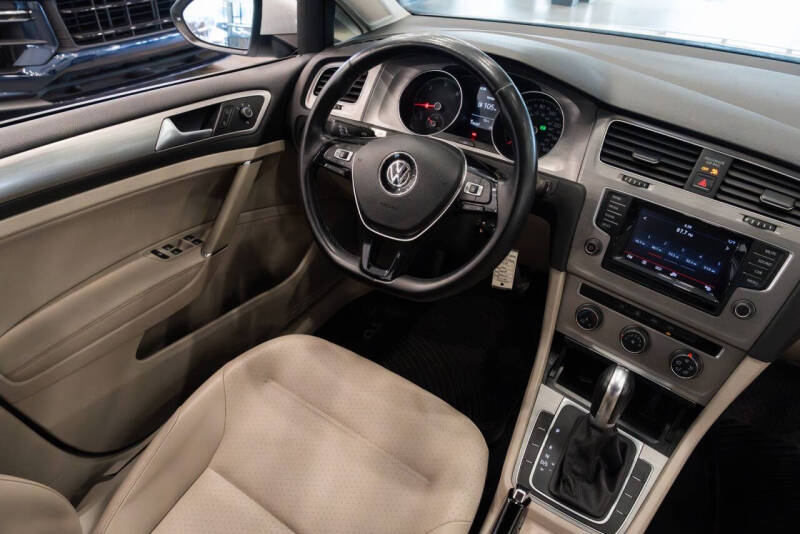 2015 Volkswagen Golf