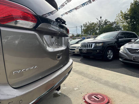 2018 Chrysler Pacifica Touring L