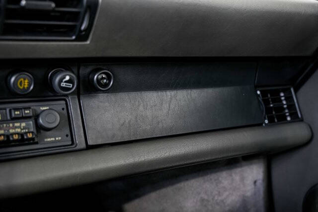 1988 Porsche 911 Carrera