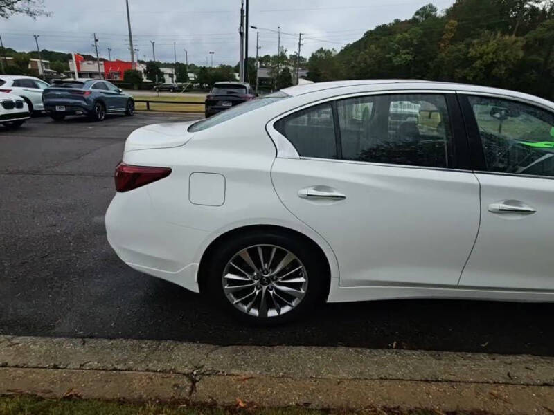 2022 Infiniti Q50 Luxe