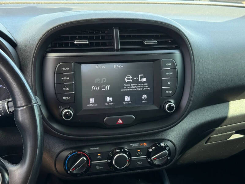 2020 Kia Soul GT-Line