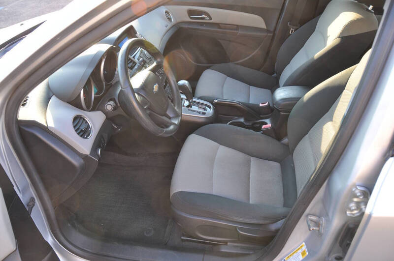 2012 Chevrolet Cruze LS