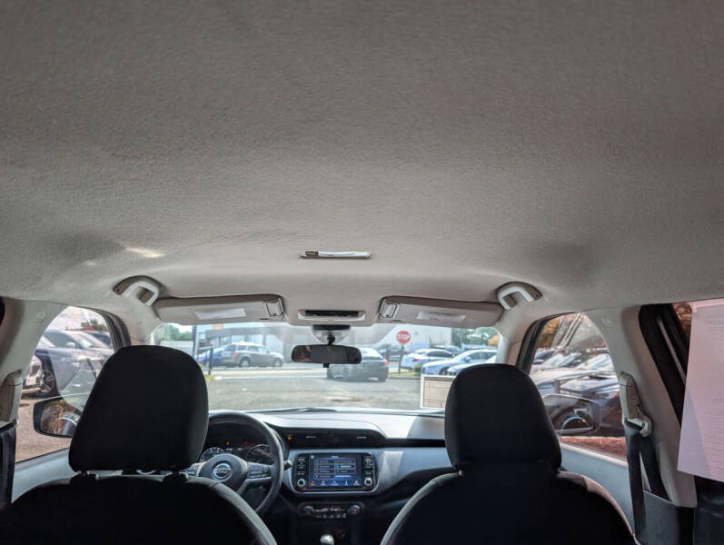 2021 Nissan Kicks SV