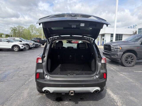 2020 Ford Escape Titanium