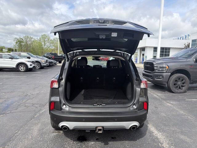 2020 Ford Escape Titanium