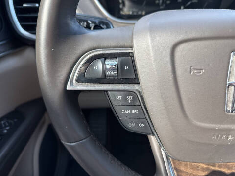 2019 Lincoln Nautilus Reserve