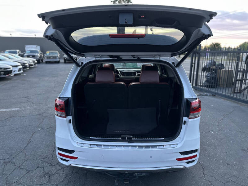 2017 Kia Sorento SX Limited V6