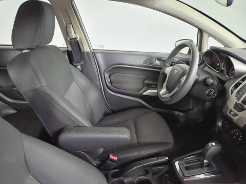 2012 Ford Fiesta SE